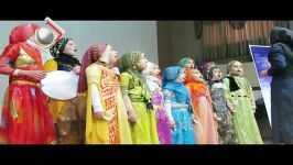 اجرای سرود باران توسط دانش آموزان مدرسه گشه کامیاران