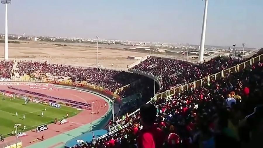 موج مکزیکی هواداران فولاد خوزستان