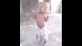 رقصو خنده دار این بچه 
