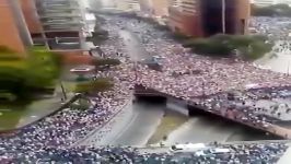 تظاهرات مردم کاراکاسپایتخت ونزوئلا علیه مادورو جهارشنبه 3 بهمن