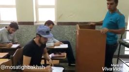 کلیپ خنده دار مشکلات کسایی دستشون عرق میکنه