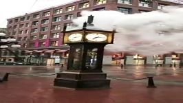 ساعت بخار گستون قدیمی ترین ساعت بخار در جهان می باشد در سال 1977 ساخته شده و