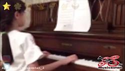قطعه زیبای سرومد زمستون اجرای روژین در فصل اول موزیکستان اواردز