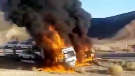 آتش زدن دوتا کامیوهای حامل خودروهای شرکت سایپا ایرانخودرو