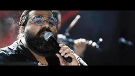 اجرای زنده آهنگ «همه اون روزا» توسط رضا صادقی