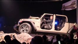 Jeep Gladiator Bed Dimensions Features  Closer Look