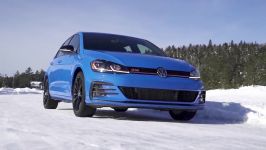 Volkswagen Golf GTI در مقابل Golf R .