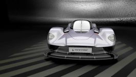 How to spec an Aston Martin Valkyrie