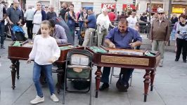 ساز سیمبالوم Stefan Maryo Fieraru  Cimbalom  Puerta del Sol Madrid