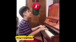 اجرای فوق العاده پیانو توسط پسر نابینای ایرانی 