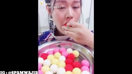 چالش خوردن شکلات های یخ زده♡☆♡دنبالـدنبالـ☆