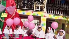 همخوانی سرود 13 آبان توسط دانش آموزان مدرسه ابتدایی دخترانه گل های هما