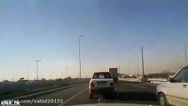 تعقیب گریز راننده خودروی متخلف توسط پلیس ها در ایران