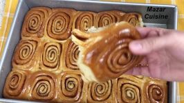 رول دارچین Homemade Cinnamon Roll Or Buns