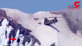 فرود دیدنی خلبان بالگرد CH 47 در قله کوهستان