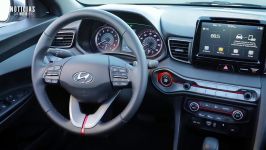 نقد برسی خودروی لوکس میان رده هیوندای Hyundai Veloster 2019