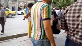 ویولن نواز خیابانی، کرمانشاه .Violinist on the Kermanshah street