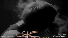 یک اهنگ غمگین عاشقانه a sad romantic song