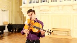 Sergey Malov plays Violoncello da spalla.