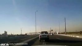 تعقیب گریزی راننده خودروی متخلف توسط پلیس ها در تهران