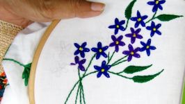 Hand embroidery flower design by Nakshi Kantha World