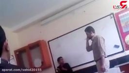 فیلمی هولناک شکنجه یک دانش آموز وسیله ای شبیه به شلاق در ملارد