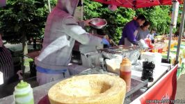 غذاهای خیبانیItalian Pasta in a Cheese Wheel. London Street Food Acklam Village