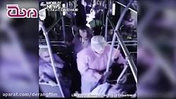 اقدام وحشیانه زن ۲۵ ساله در اتوبوس، جان پیرمرد را گرفت