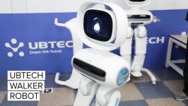 ربات انسان نمای Walker محصول Ubtech Robotics در نمایشگاه CES 2018