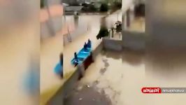 قایق سواری در کوچه های کیاکلا مازندران به علت باران زیاد