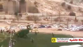 سیل وحشتناک دروازه قرآن به شیراز نابودی ماشین ها