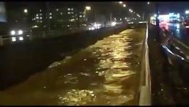 فوران رودخانه ها وقوع سیلاب در رودخانه قم