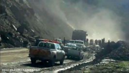 فیلم ریزش کوه در جاده خوش ییلاق آزادشهر گلستان