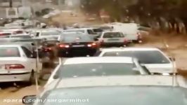 فیلم تکاندهنده آغاز لحظه وقوع سیل داخل خودرو شیراز دروازه قرآن ۵ فروردین