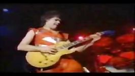 Gary Moore with Phil Lynott  Parisienne Walkways live