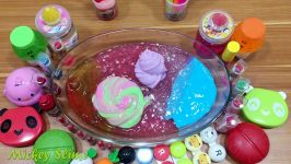 قاطی کردن اسلایم ها Mixing Makeup and Glitter into Homemade Slime