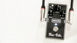 معرفی افکت گیتار الکتریک MXR M68 Uni Vibe ChorusVibrato