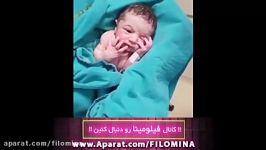 ووووواااااییی بچه رو نگاه کن انگار تازه ساعت 6 صبح بیدارش کردن 