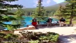 دریاچه مورین MORAINE LAKE در آلبرتا، کانادا