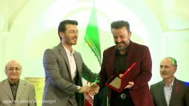 ایرانمجری احمد گلشاهی حایز دریافت مدالیون میکروفون طلایی نظام آراسته مجری
