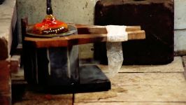 هنر شیشه گری  Hand Made Glass Vase by Czech Glass Makers CRAZY TALENT