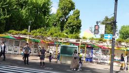 LIVING on VENDING MACHINES for 24 HOURS in TOKYO