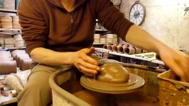 هنر سفال گری  Making some Terracotta Earthenware Trumpet Vases on the Wheel