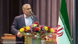 فرماندار سابق شاهین شهر میمه هدایای روز تکریم خود را به سیل زدگان اهدا کرد