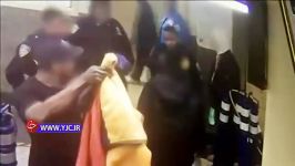 کتک زدن وحشیانه یک بی خانمان سیاهپوست توسط پلیس آمریکا