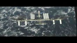 ایستگاه فضایی بین المللی در حال چرخش به دور زمین