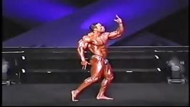 KEVIN LEVRONE AT 2002 MR.OLYMPIA