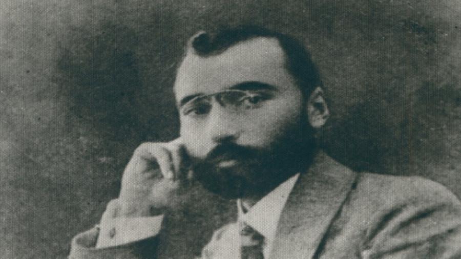 سید حسین طاهرزاده آوازی می شناسیم