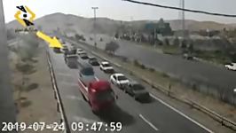 تصادف شدید در اتوبان شهید کسایی تبریز نگاه دوربین کنترل ترافیک