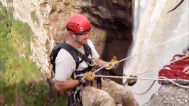 دنیای حیوانات  آبشار کایتر  Abseiling down the Kaieteur Falls